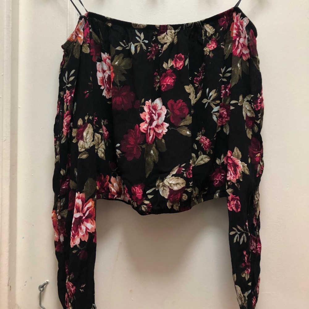 Off the shoulder long sleeve